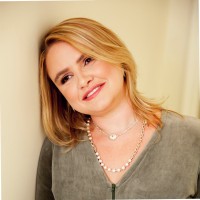 Daniela Medeiros Calil Natale