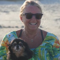 Elaine Walters