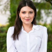 Stella Farfus