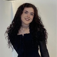 Caítlin Mcconville