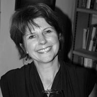 Leigh Chambers