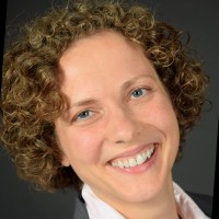 Eva Naumann