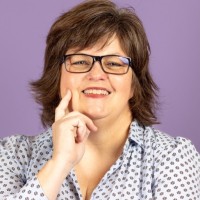 Libby Deleón
