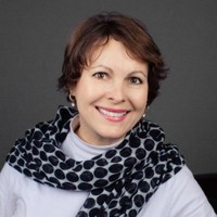 Julia Szabo