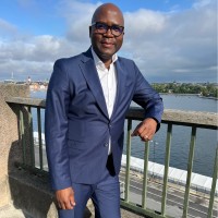 Bongani Mnisi (MSc, MPhil, BPhil, BTech, Coaching…)