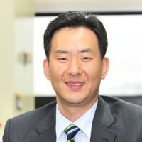 김유석
