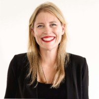 Elizabeth McNaughton