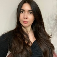 Elena H.