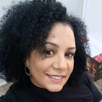 Andréa Quadros