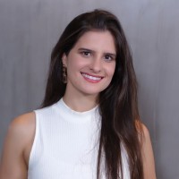 Paula Moreira Grassi de Castro