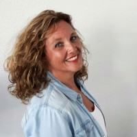 Jacqueline Van Maastrigt