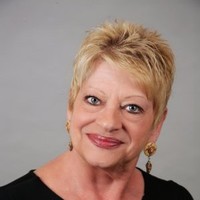 Sandra Hoy