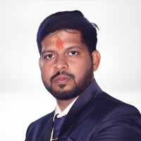 Vivek Shukla