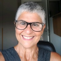Vera Lucia Silveira