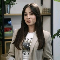 Julie Helou