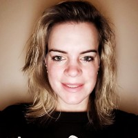 Nicole van den Broek