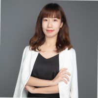 Tracy Dong