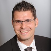 Dennis Stolze
