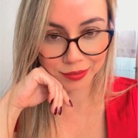 Caroline Lemes de Castro