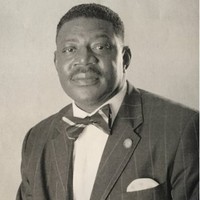 Robert Gathers