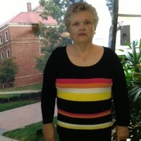 Lynda Davis