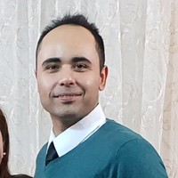 armin akhavan