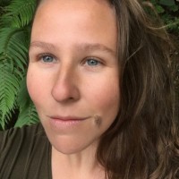 Sara Howell