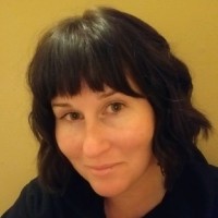 Nina Arnold