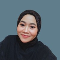 Putri Zaenudin