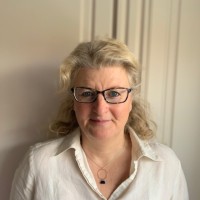 Lorraine Robinson