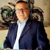 Manfred Mauch