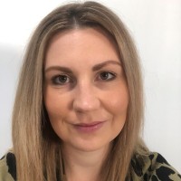 Jenna De Young