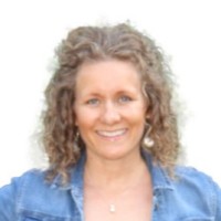 Alison Lee, Rn