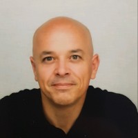 Luis T.
