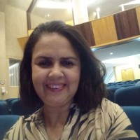 Sheila Núbia Oliveira
