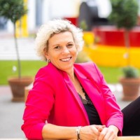 Dr. Kati Dürrenfeld