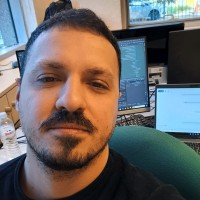 Yannis, Jonison Kotorri