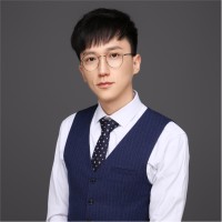 刘逸伦