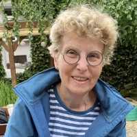 Carla Van Den Broek