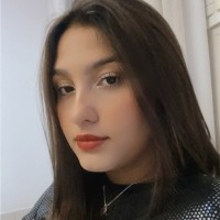 Lívia Toledo
