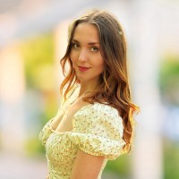 Zoe Leoni Fischer