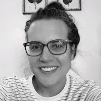 Natalie Freeman, Pla