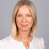 Melanie Sanderson