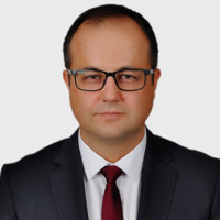 İzzet İlhan