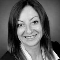 Dilek Senurkmez Wollnik