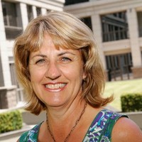 Lynette Hooper