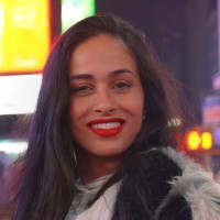 Larissa Holland