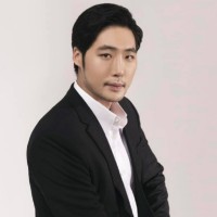 Emmanuel Shin