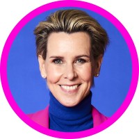 Daniela FinkDaniela Fink is an Influencer