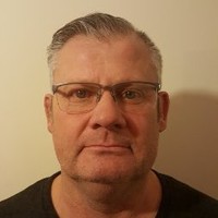 Des Magee